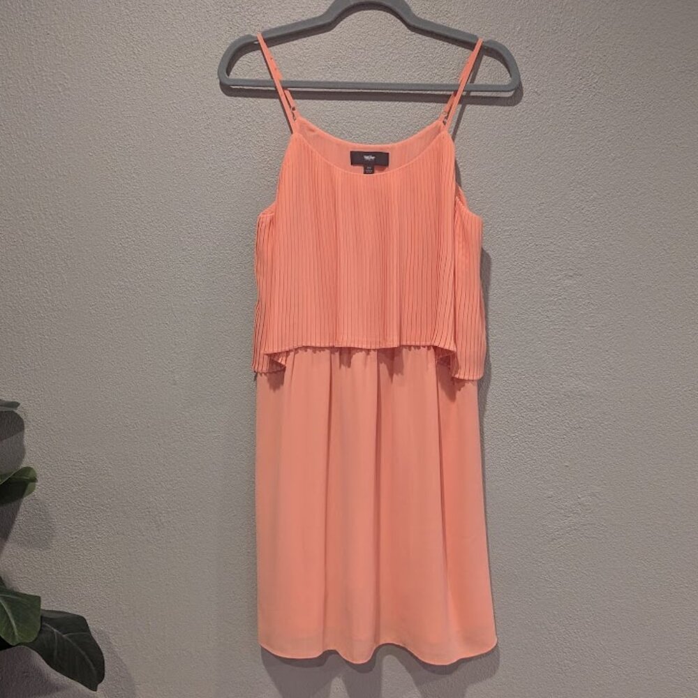 Mossimo * Women's Peach Pleated Dress * Size Medium
